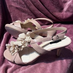 Alex Marie Ava Bermuda Sandel Heel